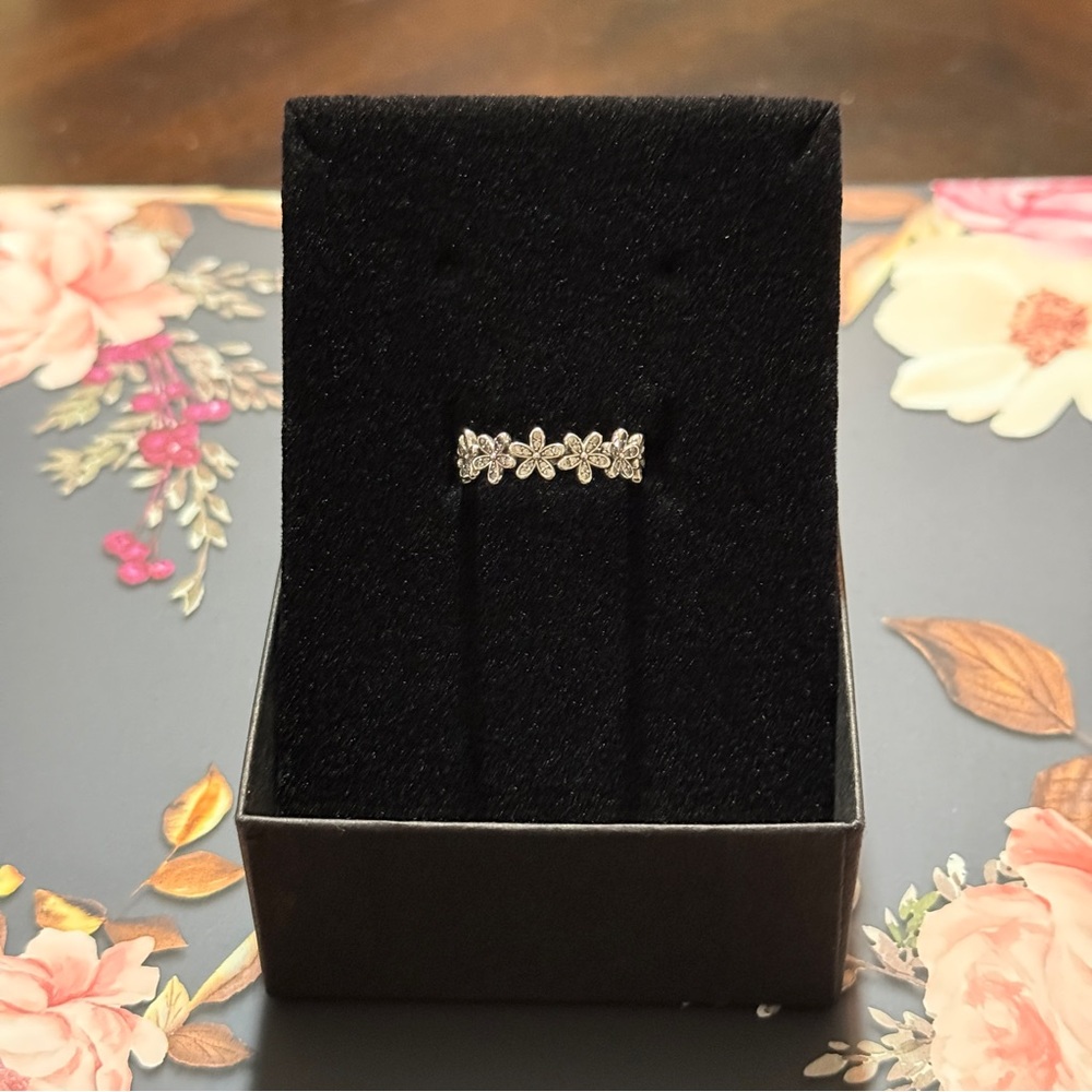 Authentic Pandora Daisy Pave Ring